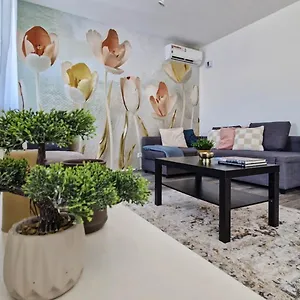 Appartamento Amphora Luxury With Free Private Parking And Cozy Balcony, Budapest